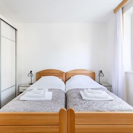 Apartman Dino Saraievo Exterior foto