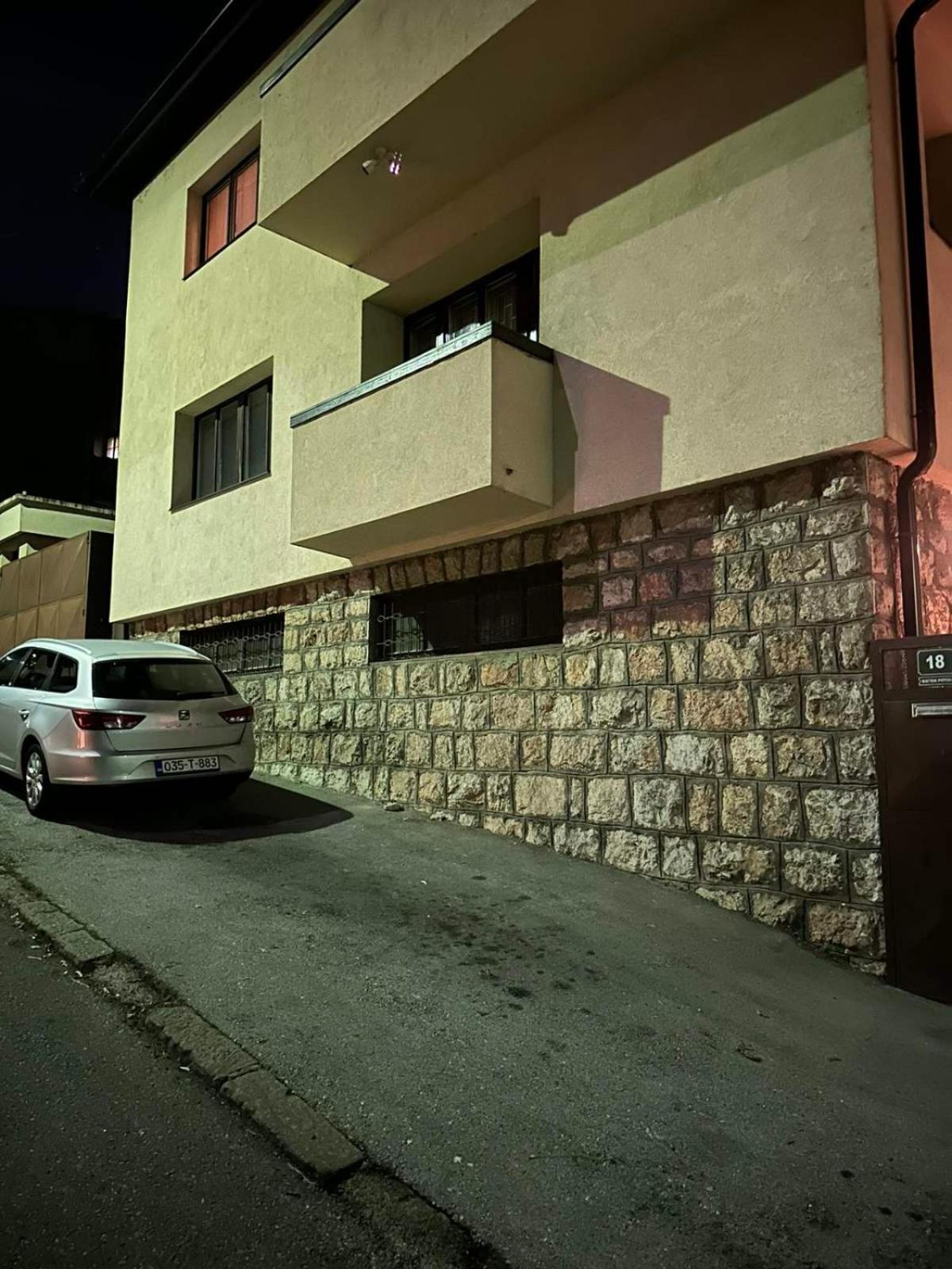 Apartman Dino Saraievo Exterior foto